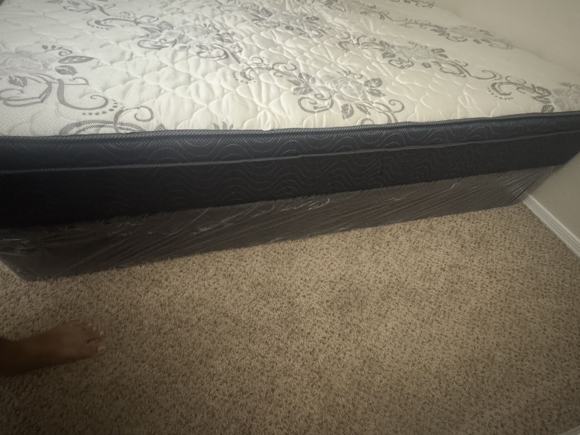 Only queen size spring mattress for sale.. No box spring  for sale