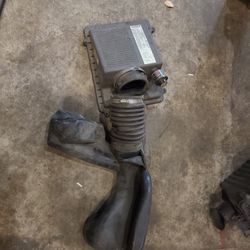 2004 Air Filter Box And Oem Duct
