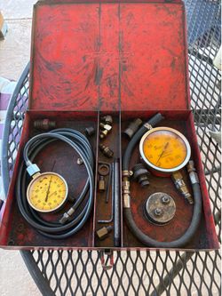 Snap on gauge sets