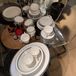 Royal Doulton Sarabande 53 piece China Set