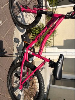 Girl's bike 20 inch