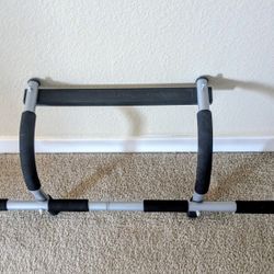 Pro Fit Iron Gym Pull Up Bar