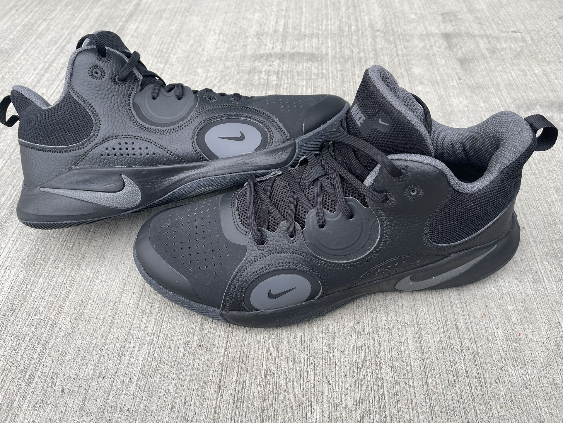 🔥Nike Fly By Mens Shoes Size 12 Black Gray Mid 2 Basketball Athletic Sneakers🔥