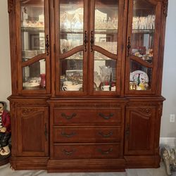 Wooden China Cabinet/ dimensions light moving must sale $80