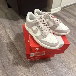 Nike dunk low gs size 5y and 6y available