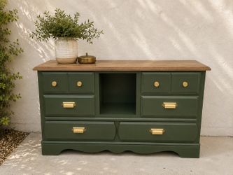 Kathy Ireland Sideboard