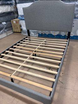 (NEW IN BOX) King Size Grey Linen Fabric Platform Bed Frame