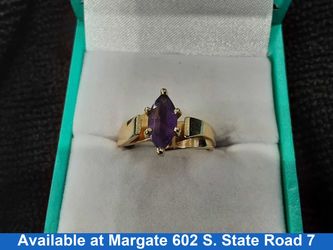 Women's Ring - Yellow Gold 10k (.417) 3.3 grams Size 6.5