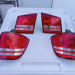 2010 Dodge Journey Luces