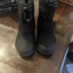 Snow Boots