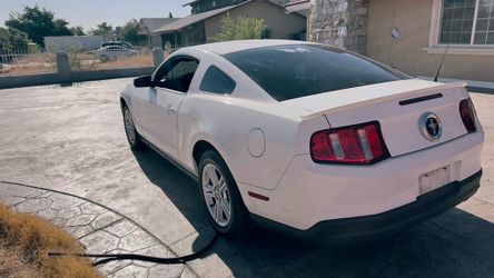 2010 Ford Mustang