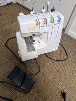 Husqvarna viking h class 2505 serger/sewing machine
