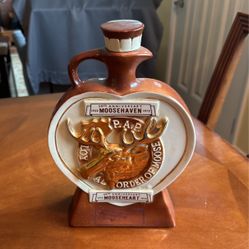 Jim Beam Moose lodge Commemorative Whiskey decanter