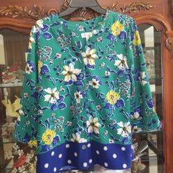 Women's Size Medium Floral/Polka Dot Button Up Blouse