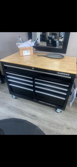 Husky tool box