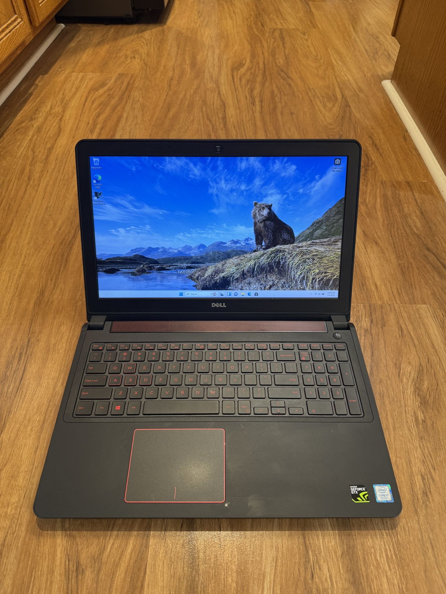 Dell Inspiron 15 Gaming 5577 core i7 7th gen 16GB Ram 256GB SSD Windows 11 Pro 15.6” HD Screen Gaming Laptop with charger in Excellent Working conditi