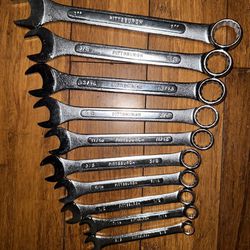 Cricut Basic Tool Set for Sale in Jacksonville, FL - OfferUp