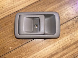 4runner 96-02 interior Door Handle Right Passenger side Front or Rear R3 R4