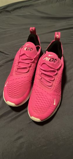 airmaxes 270 6y