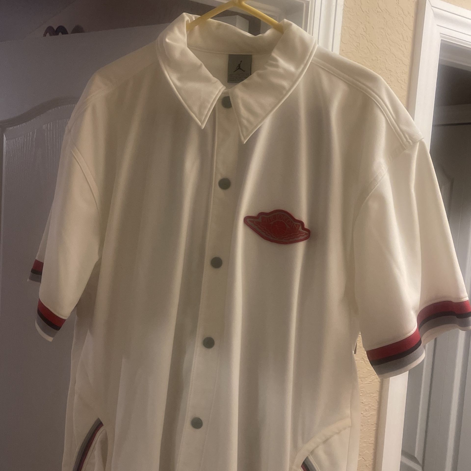 Jordan jogging outfit