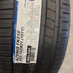 265/35/21 Falken