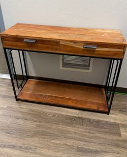 Entryway cabinet with drawers