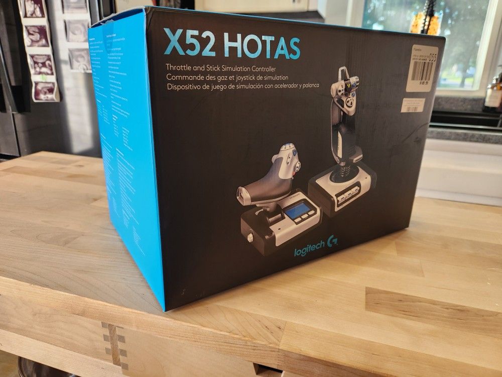 Logitech X52 HOTAS Flight Sim Controller