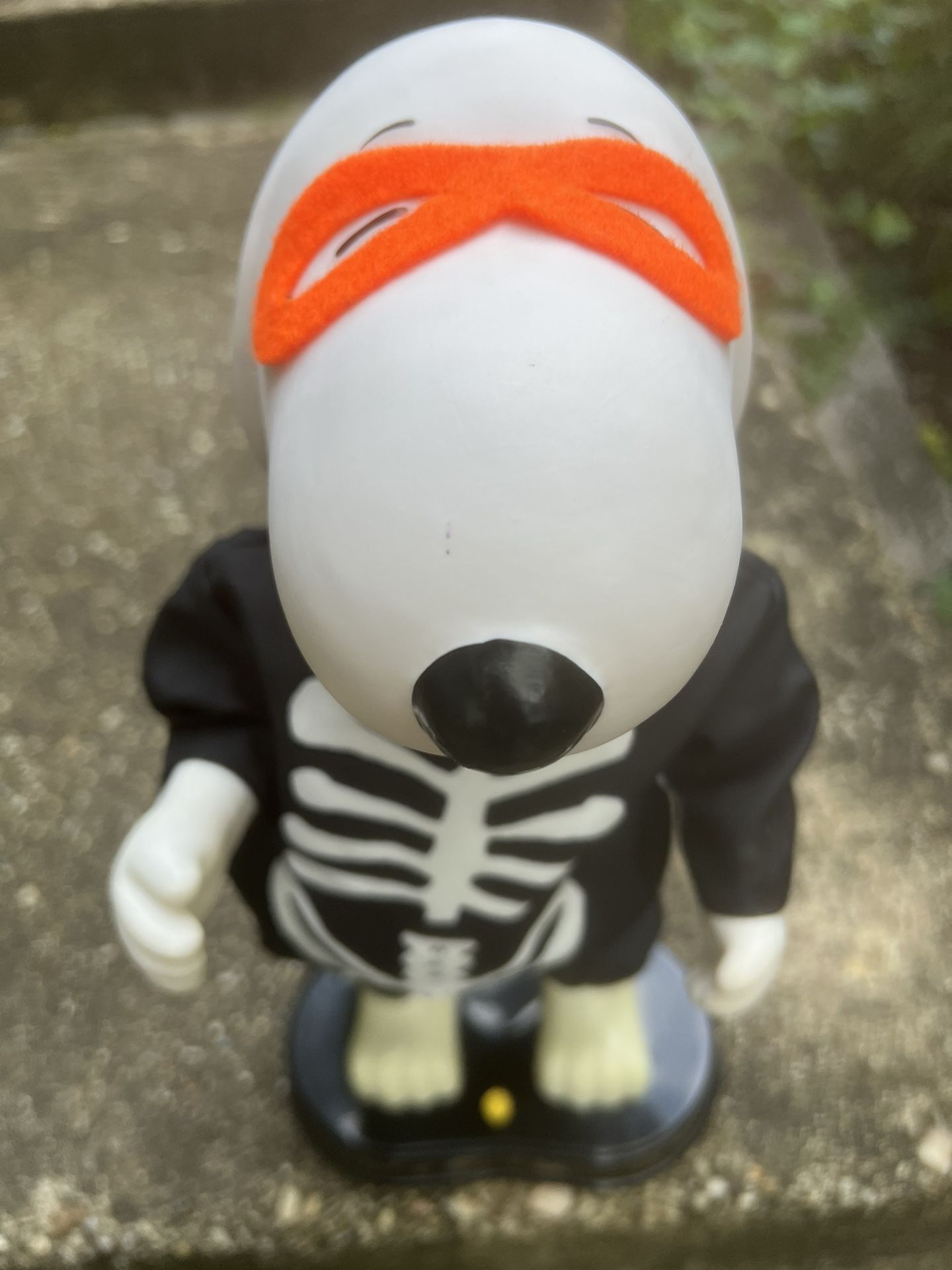 Gemmy 14” Animated Hip Swinging Snoopy-1998 Vintage Peanuts Halloween