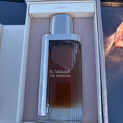 Lattafa The Kingdom Perfume 