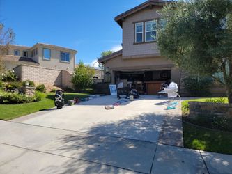 GARAGE SALE SUNDAY 9/27 - VALENCIA WEST HILLS