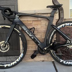 Elves full Carbon Roadbike