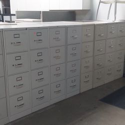 Upright File Cabinets$$$40