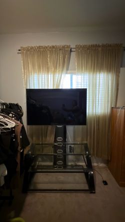Sony Bravia 40" TV w/ Stand & First Gen Firestick