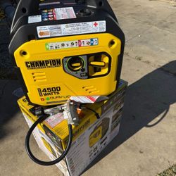 Champion Power Equipment 4500/3250-Watt Recoil Start Gasoline/Propane Powered Dual Fuel Inverter Gen