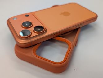 iPhone 17 Pro Orange Case Cases / Protectors W / Magsafe