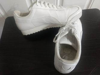 Puma/shoe's/woman size 7.