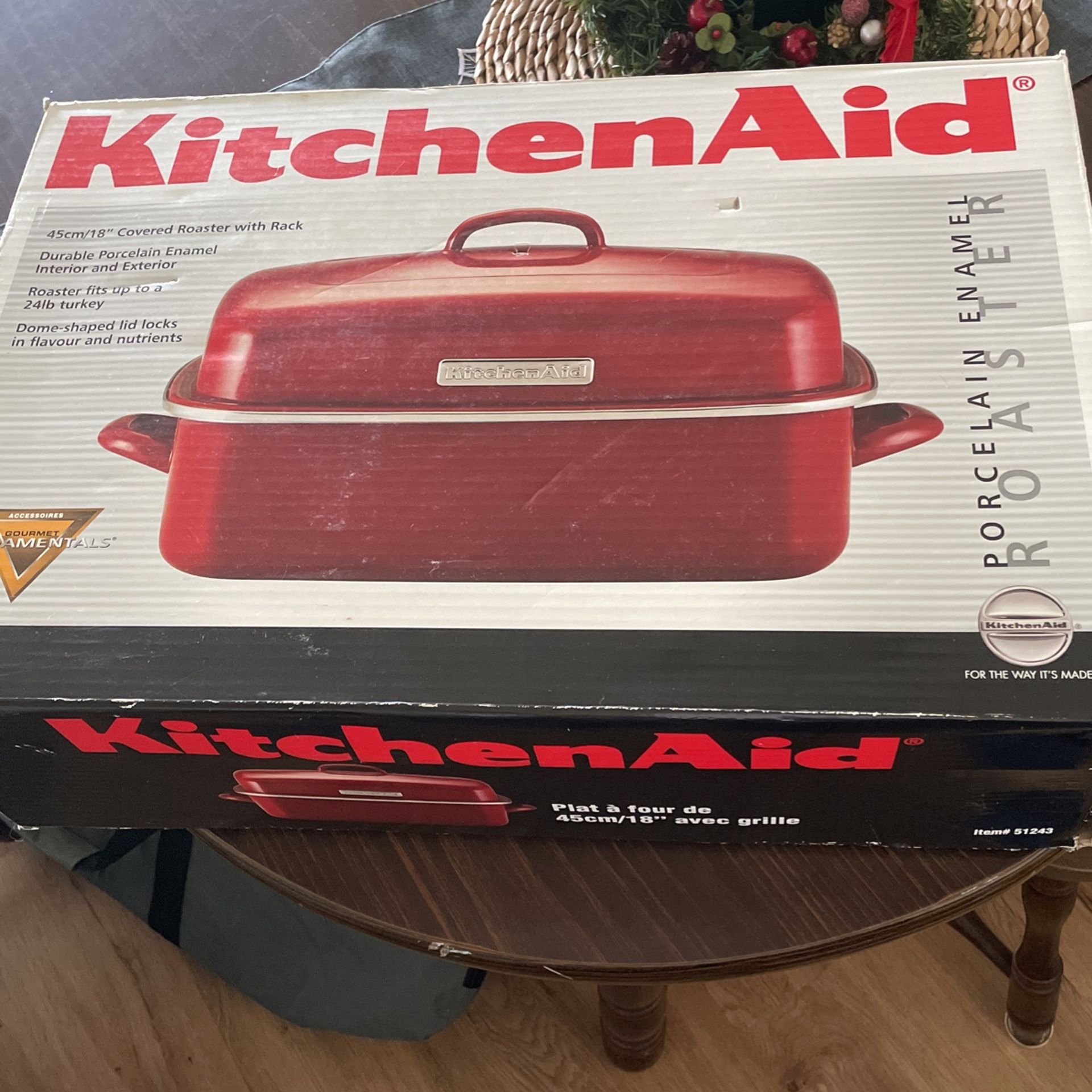 KitchenAid Porcelain Red Roaster With Cover And Rack