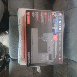 Singer Heavy Duty Sewing Machine 