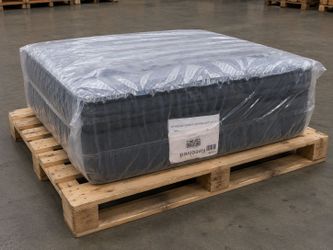 $275 - 3 Day Clearance - 14" Queen PillowTop