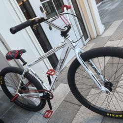 Throne 29 Inch Sketch 