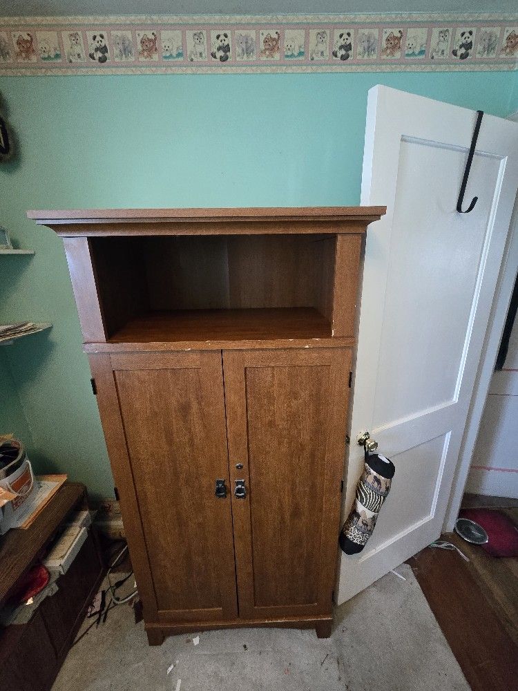 Sauder Hidden Computer Amoire
