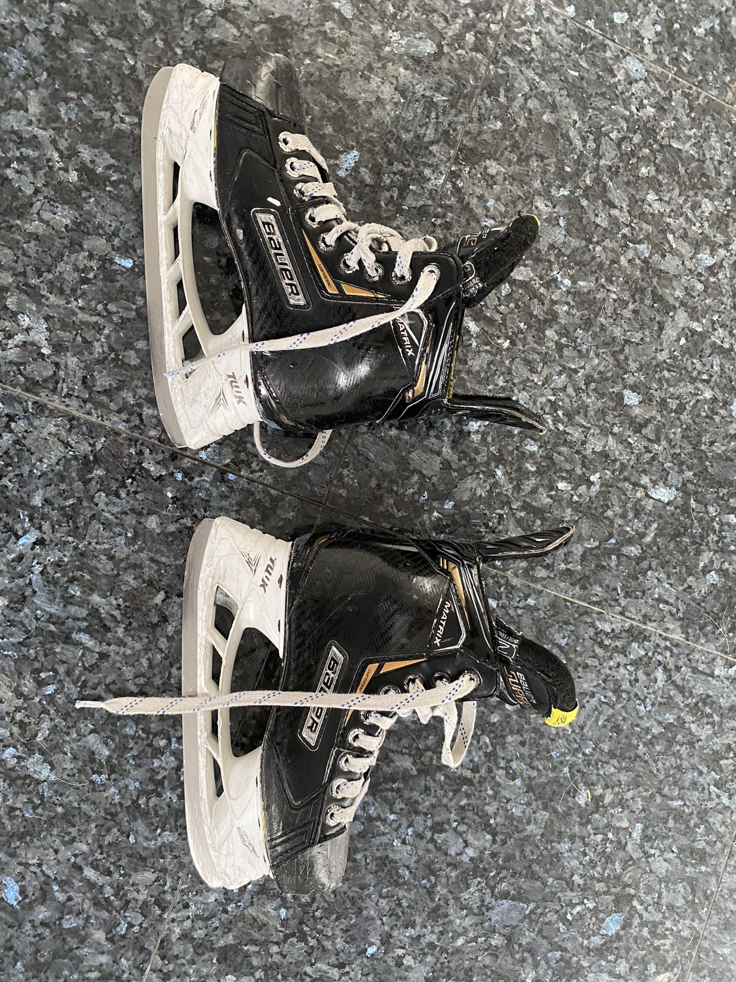 Bauer Hockey Skates, Size 3