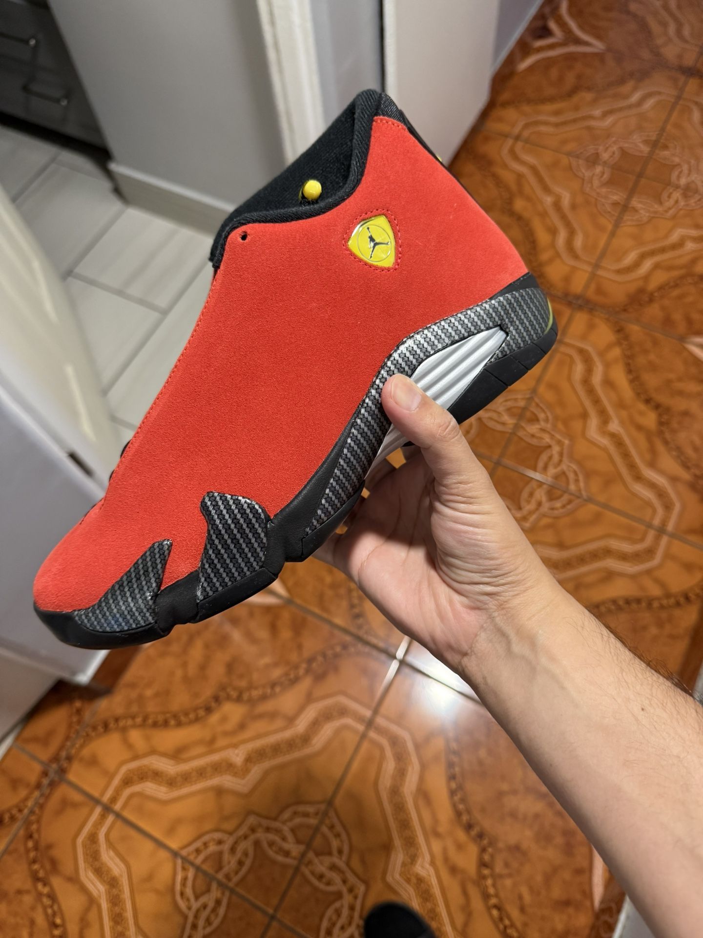 Retro Jordan 14 “Ferrari”