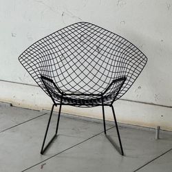 Used Authentic Knoll Bertoia Diamond Chair