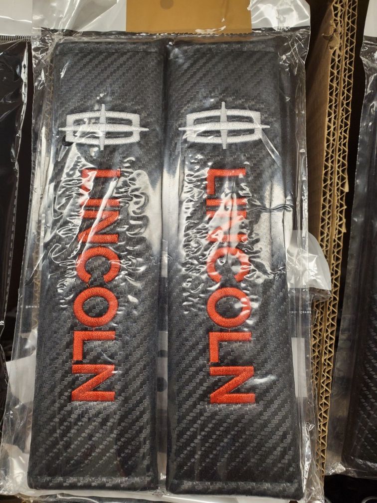 BRAND NEW LINCOLN SHOULDER PAD SEATBELT CARBON FIBER LEATHER