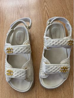 Women’s size 8 dad sandals