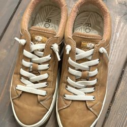 Roxy Sheilehh 2.0 Sneakers, Women’s Size 7