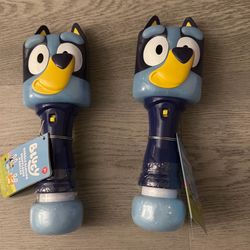 Bluey No-Spill Hand-Held Motorized Bubble Blower