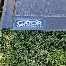 Gator Hard Cover Tri Fold