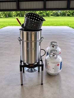 Turkey Fryer Kit With 2 Propane Tanks - $50